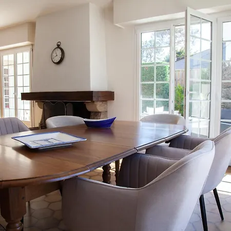 Villa Familiale A 50 M De La Plage, 4 Chambres, Terrasse & Garage