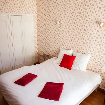 Вилла Familiale A 50 M De La Plage, 4 Chambres, Terrasse & Garage Ла-Боль-Эскублак