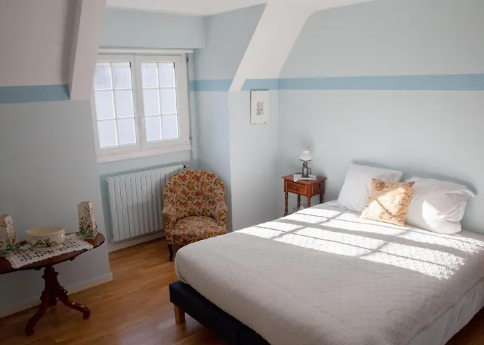 Villa Familiale A 50 M De La Plage, 4 Chambres, Terrasse & Garage *